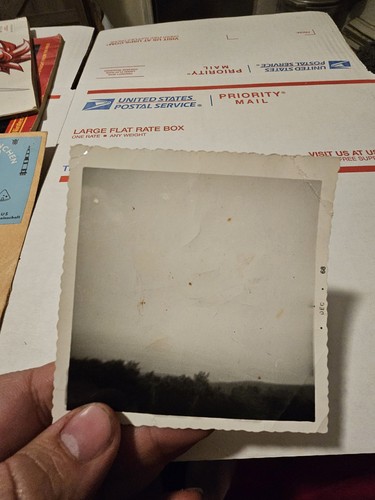 Ufo photograph 1963 laurel - photograph, mt
