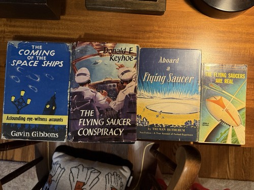Vintage ufo book - 4, collection